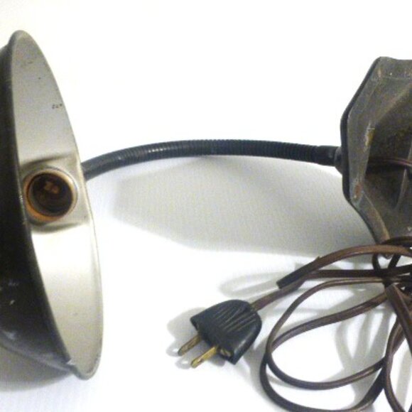 Antique CAST IRON DESK LAMP Table Lamp Journalist Hydro Electric Power Co. - Picture 10 of 12